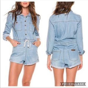 Billabong romper, worn once.